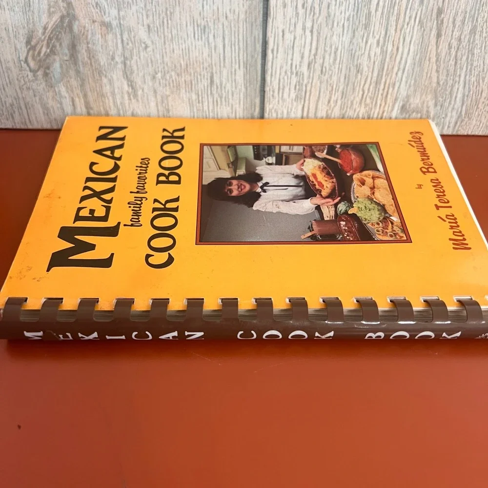 Golden West Publishers mexican family